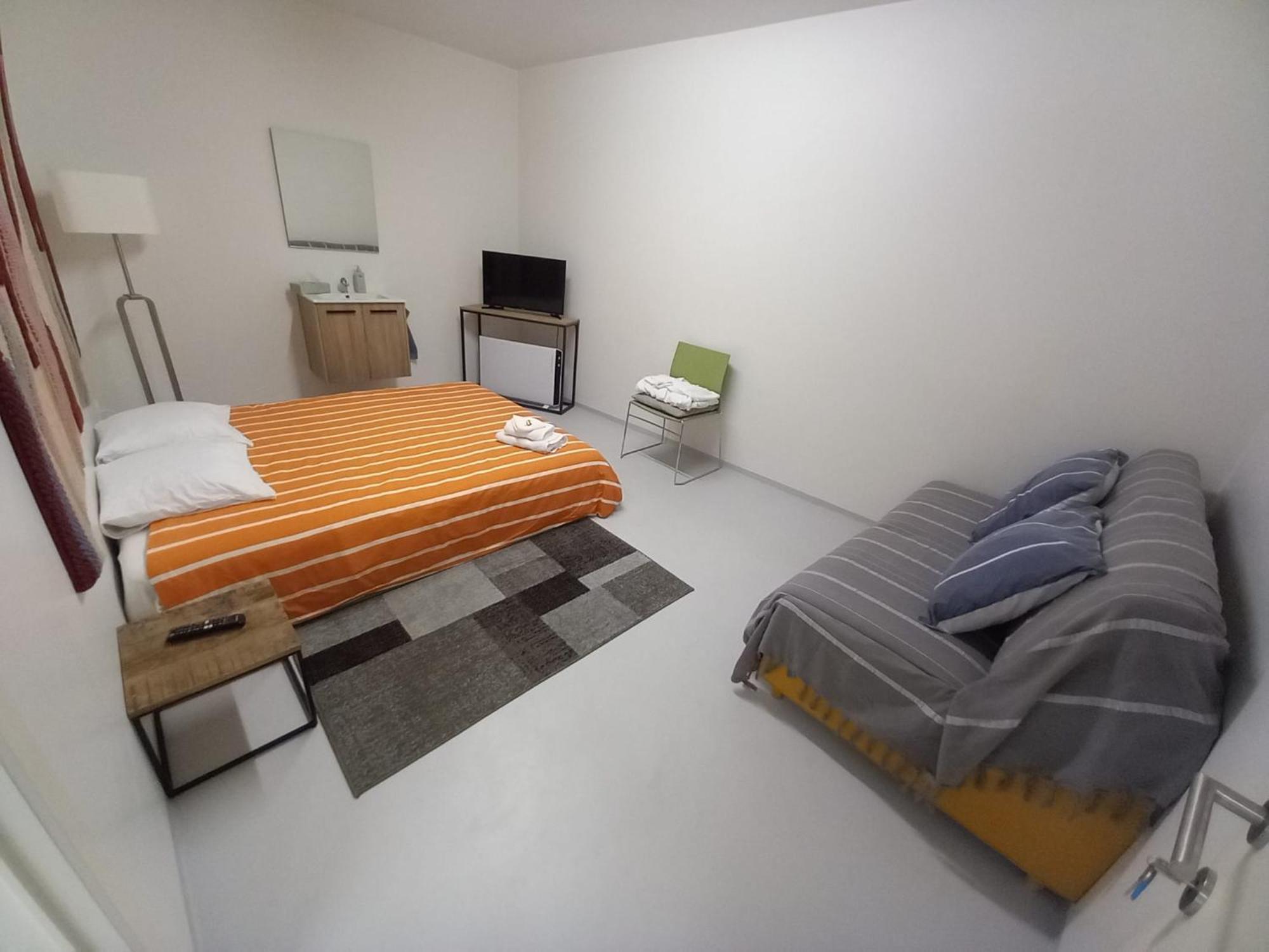 Chez Jean-Claude Chambre 4 Personnes Wavre Extérieur photo